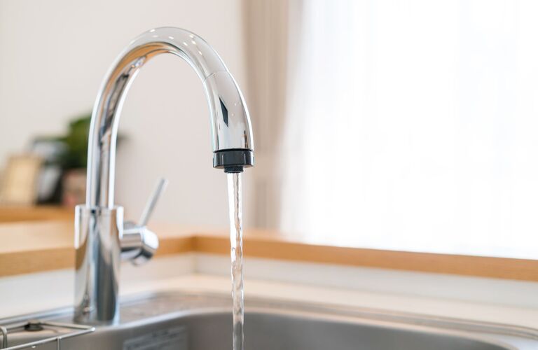 蛇口の水漏れを高い技術力で修理いたします｜ほどがや水道